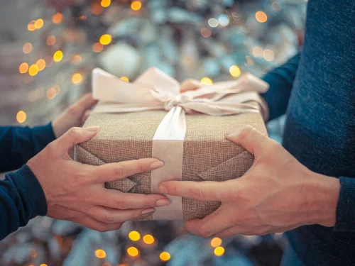 12 Ağustos Hangi Yükselen Burç Ay Burcu Özellikleri Ateş Etkili