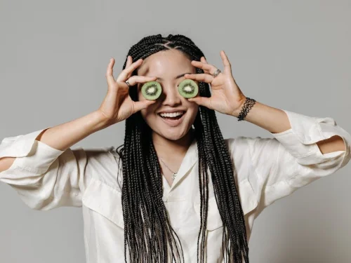 25 Haziran Doğum Haritası: Yengeç Kadınının Yönetici Ay’ı ve Venüs’ün Gizemi